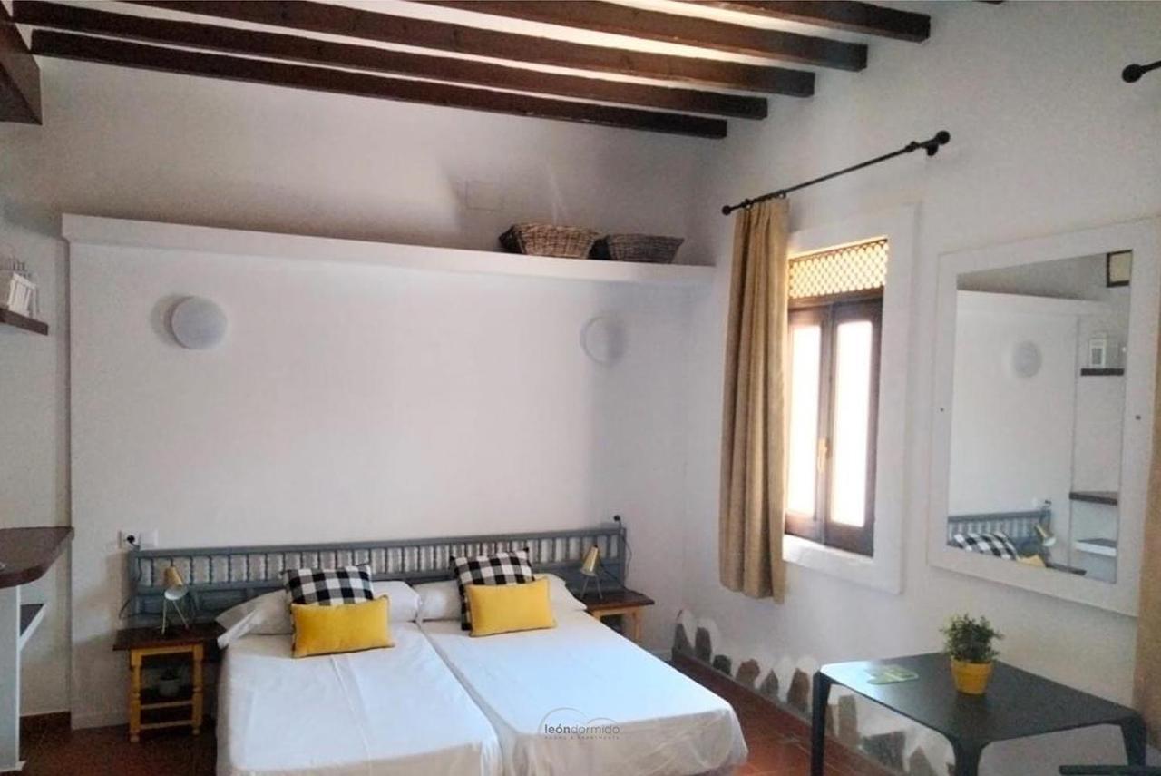 Leon Dormido Rooms & Apartments Polop Exterior photo